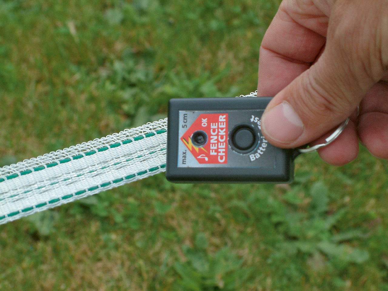 Fence-Checker - Image 2 of 4