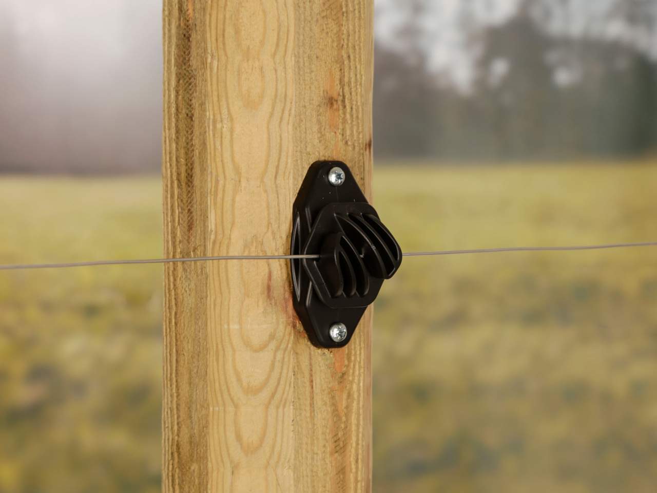 Permanent Fencing Insulator - Image 4 of 6