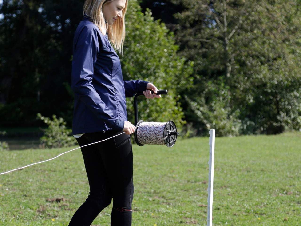 One-Hand Drop Aid - Image 7 of 15