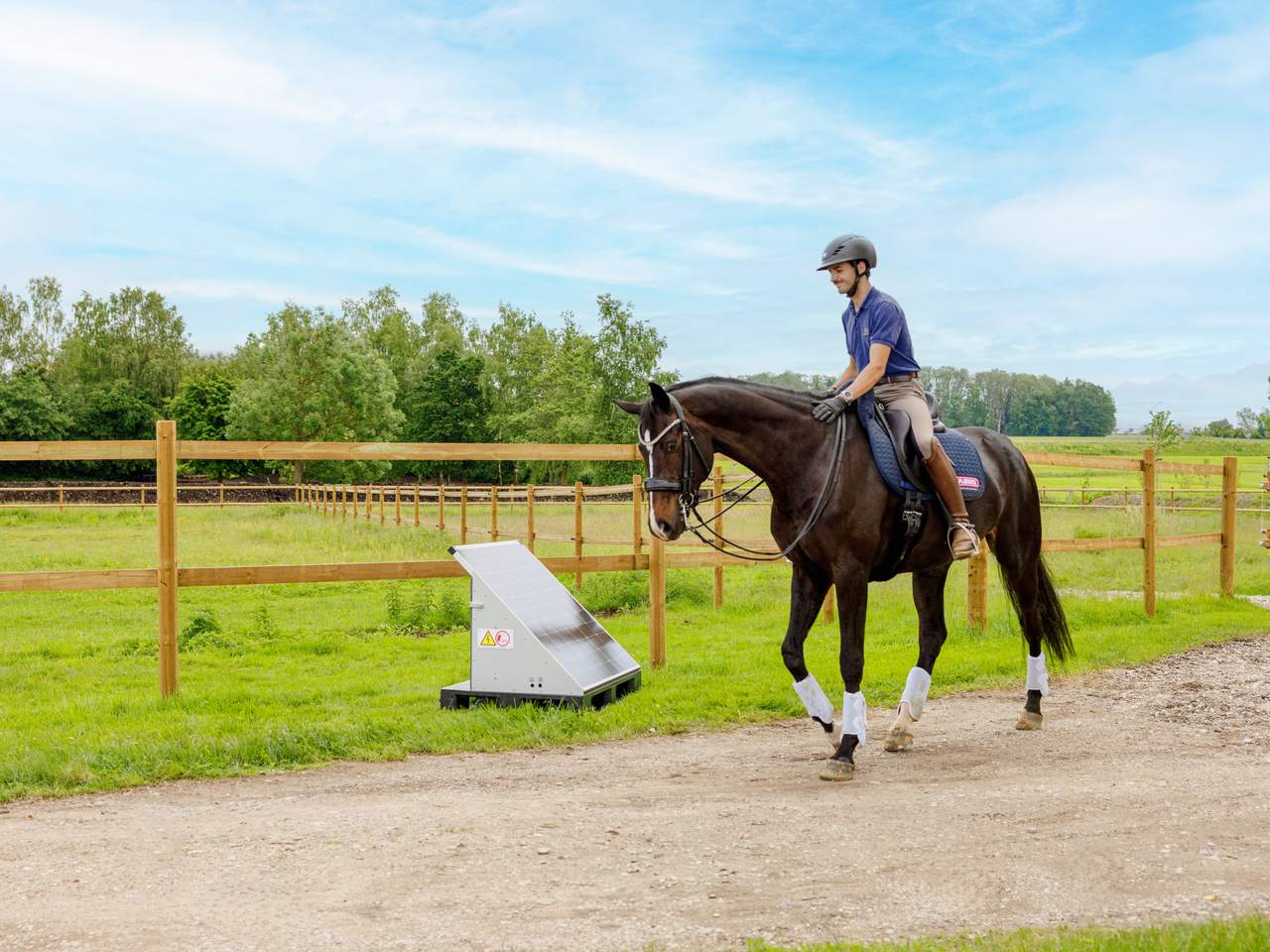 AKO Solar Station XL smart - Image 32 of 33