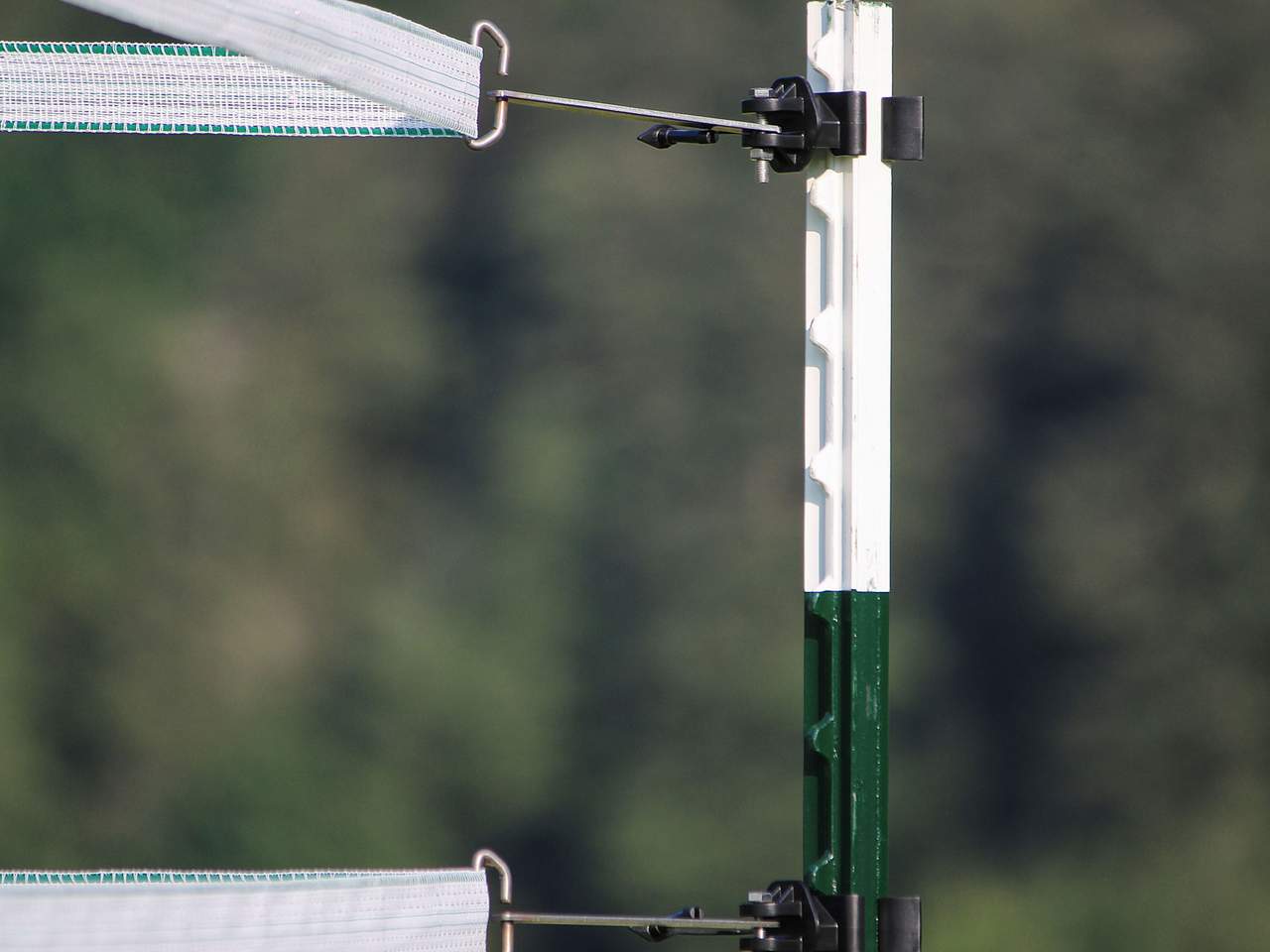 Tape/Rope Corner Solution T-Post - Image 5 of 10