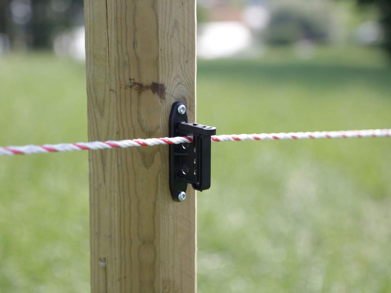 Clip Insulator - Image 5 of 10