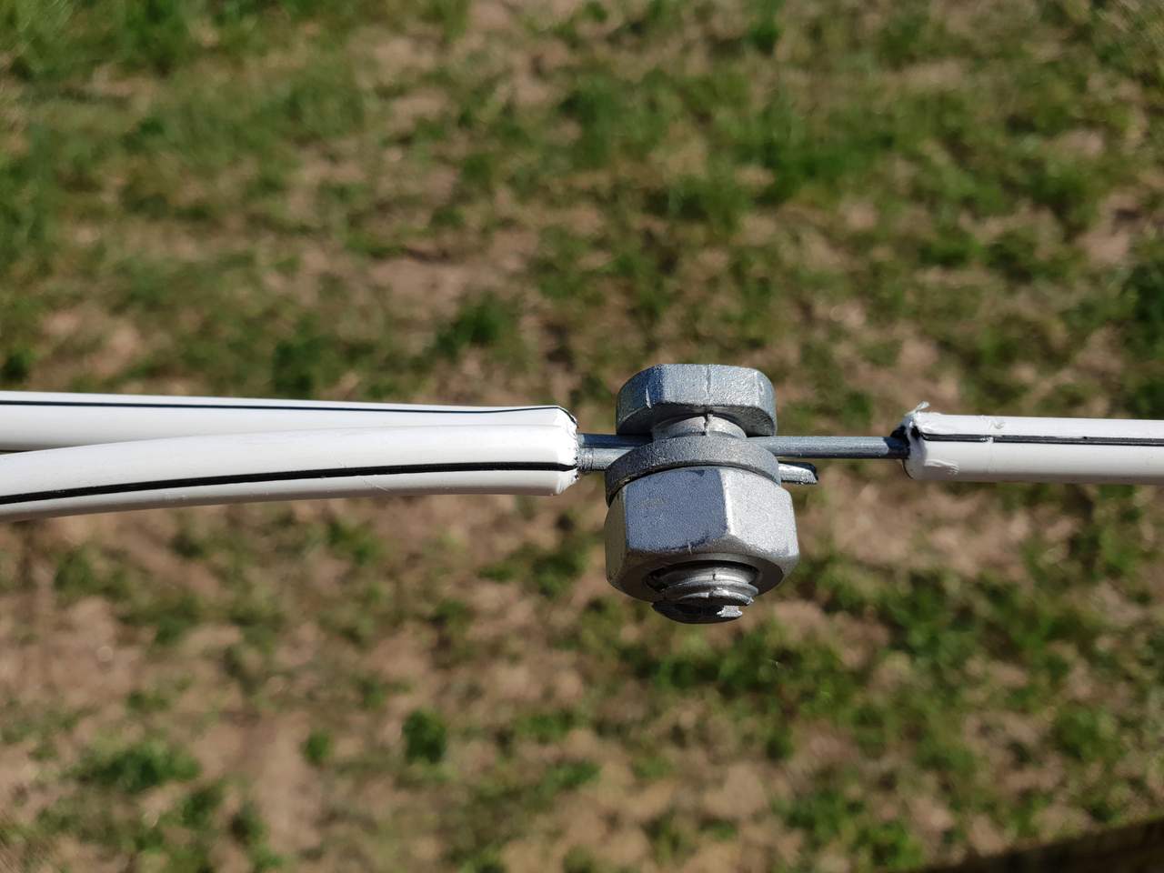 Wire Connecting Clamp - Image 4 of 9