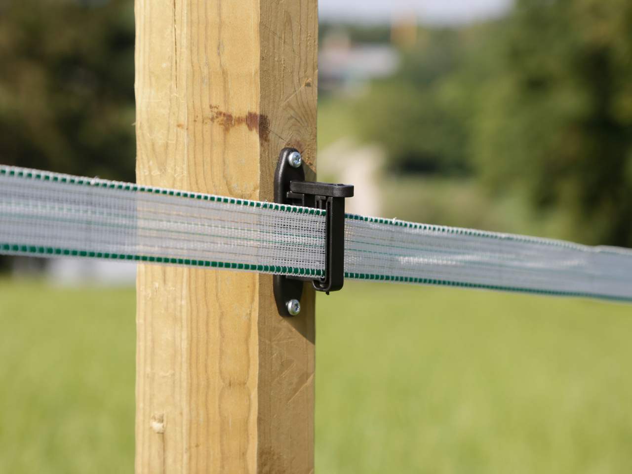 Clip Insulator - Image 6 of 10