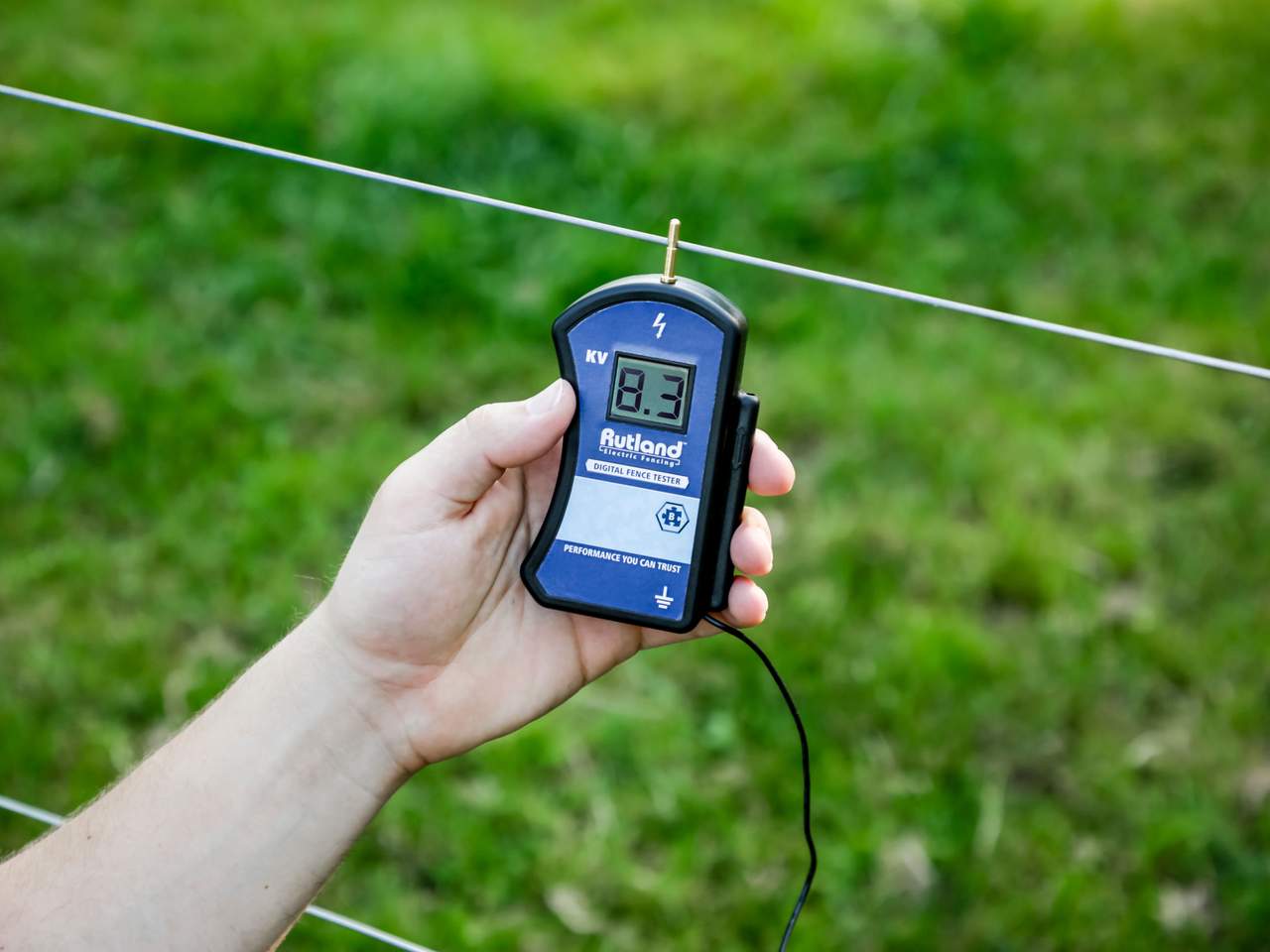 Digital Voltmeter - Image 2 of 2