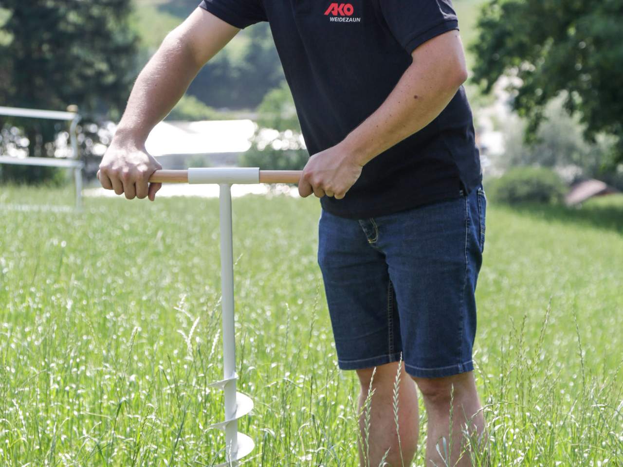 Post Hole Digger - Image 4 of 7