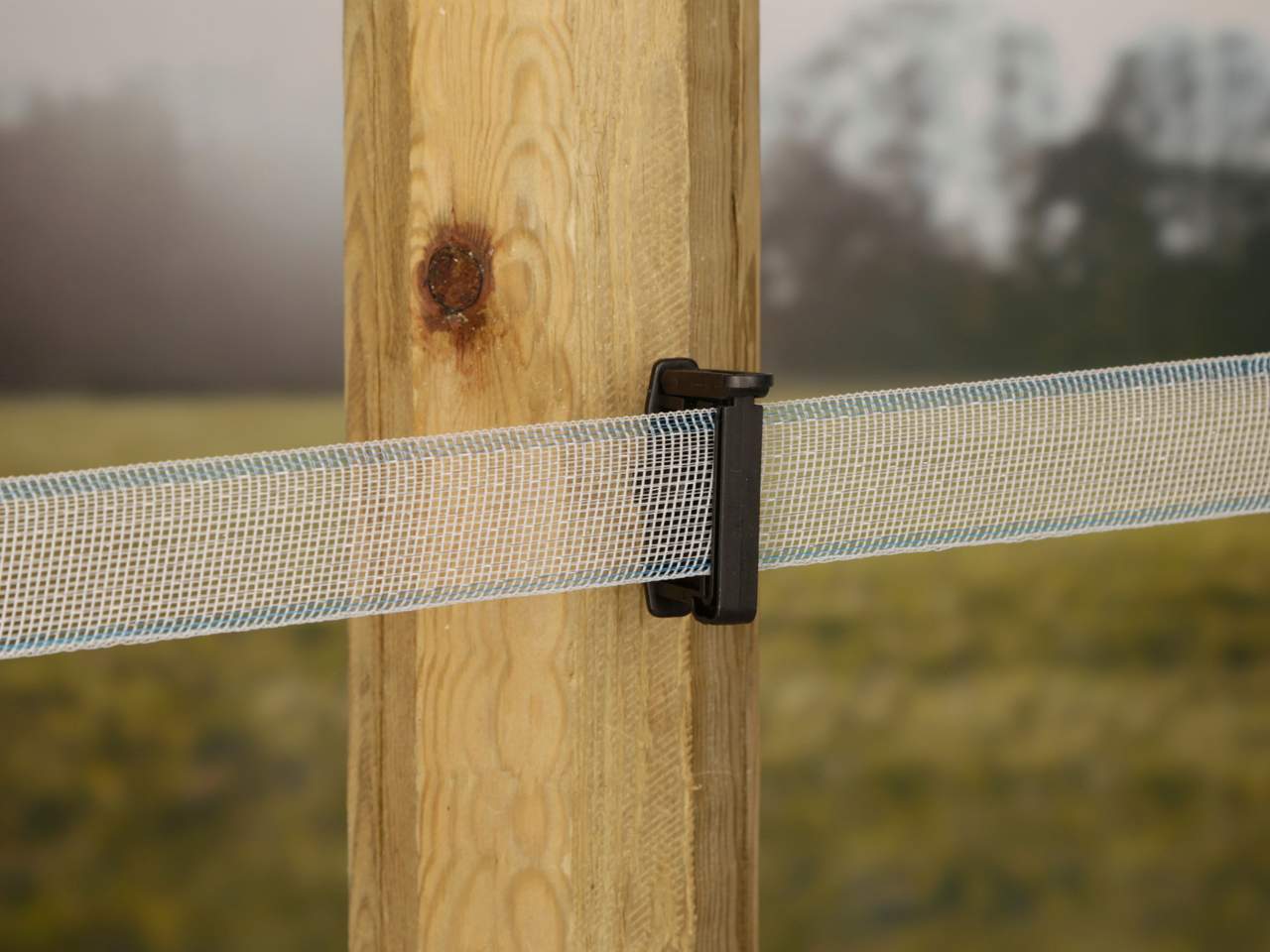 Clip Insulator - Image 10 of 12