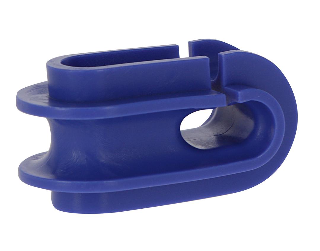 Strain insulator for electric rope